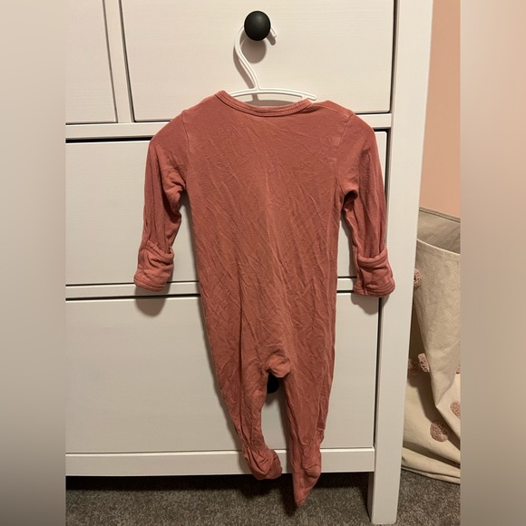 Larkspur Baby Ruffle Sleeper - Picture 2 of 3